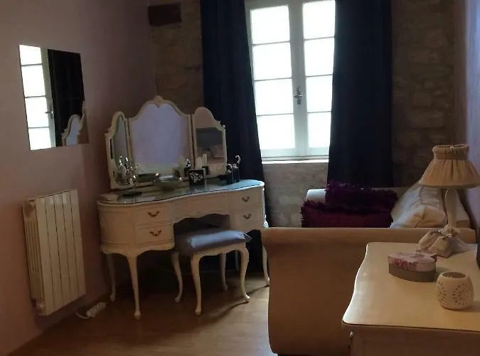 Semesterbostad Domaine De Galoubet, Lot , De Charme Beaumat